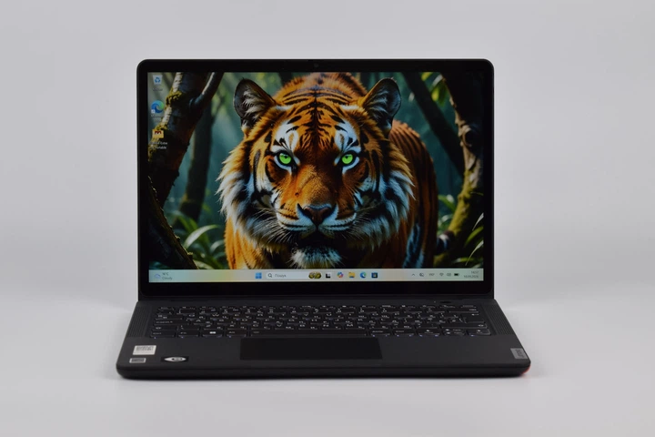 Ультрабук-трансформер Lenovo 13w Yoga R5 5625U / 16 гб / ssd 512 гб / 13.3" IPS 1920x1200 Сенсорний / Win11 Pro (б/в) Ноутбук (4015) - Фото 3 Ультрабук-трансформер Lenovo 13w Yoga R5 5625U / 16 гб / ssd 512 гб / 13.3" IPS 1920x1200 Сенсорний / Win11 Pro (б/в) Ноутбук (4015) - зображення 3