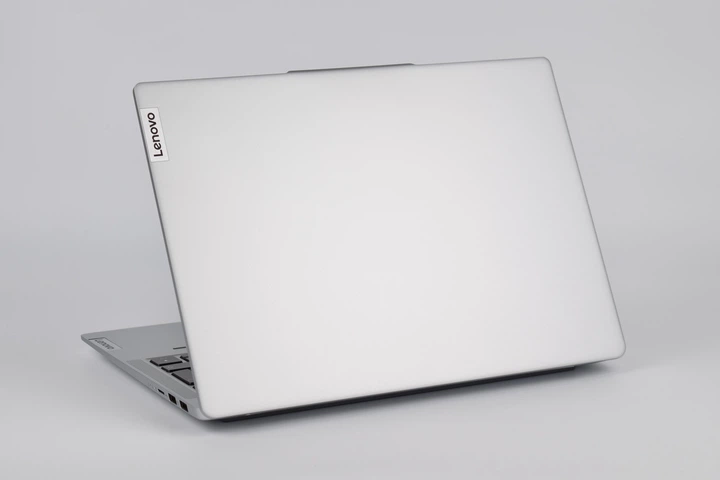 Ноутбук Lenovo IdeaPad Slim 5 14Q8X9 Snapdragon X Plus X1P-42-100 / 32GB / 1TB / 14" WUXGA OLED / Win11 - Refurbished - изображение 8