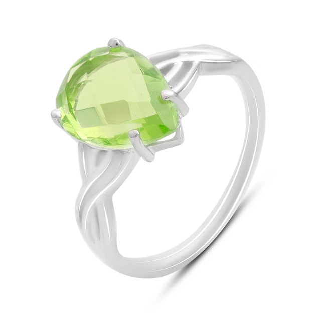 Срібне кільце з хризолітом 3.095ct, вага виробу 2,86 г (60002442) - Фото 1 Срібне кільце з хризолітом 3.095ct, вага виробу 2,86 г (60002442) - зображення 1