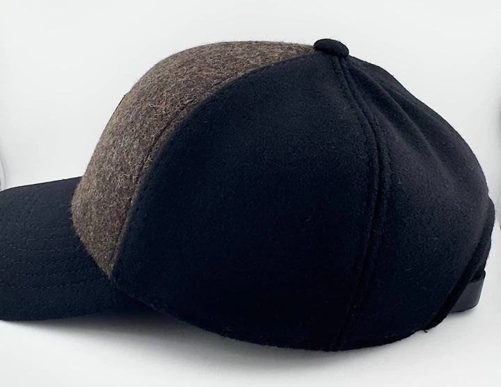 Мужская Зимняя Бейсболка Armani из Итальянской Шерсти с Ушами (Черная c Коричневым) размер M (58-59 см) - Фото 7 Мужская Зимняя Бейсболка Armani из Итальянской Шерсти с Ушами (Черная c Коричневым) размер M (58-59 см) - изображение 7