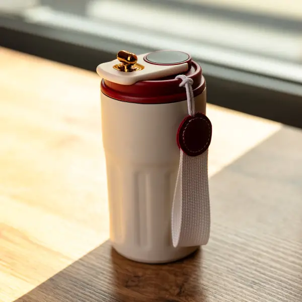 Термочашка Coffee 400 мл з ремінцем та датчиком температури, червоний(HP-GM-5)(PR) - изображение 2