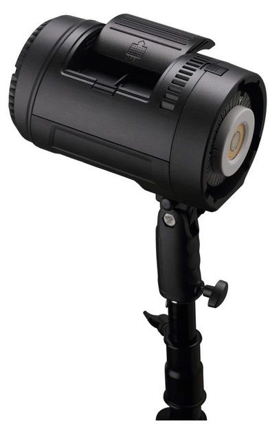 Студійне світлодіодне світло PATONA Premium RGB 80W COB 26000 Lux / 1m (4055655246729) - Фото 9 Студійне світлодіодне світло PATONA Premium RGB 80W COB 26000 Lux / 1m (4055655246729) - зображення 9