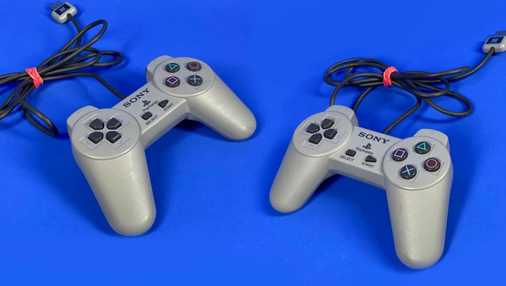 Консоль Sony PlayStation 1 Classic SCPH-1000R 16GB Grey + 20 Встроенных Игр + Коробка Б/У - изображение 5