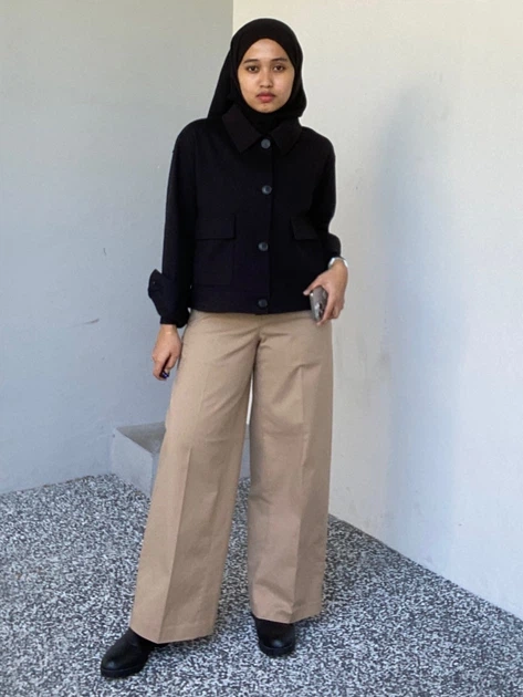 Куртка-рубашка демисезонная женская Uniqlo 285902771 2XL Черная (1162800554) - изображение 4