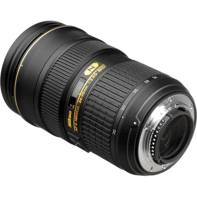 Об'єктив Nikon AF-S NIKKOR 24-70mm f/2,8 G IF ED (JAA802DA) Black - Фото 3 Об'єктив Nikon AF-S NIKKOR 24-70mm f/2,8 G IF ED (JAA802DA) Black - зображення 3