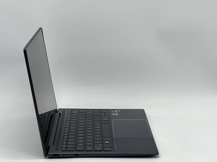 Ультрабук Б-клас HP Elite Dragonfly G3 / 13.5" (1920x1280) IPS Touch / Intel Core i7-1265U (10 (12) ядер по 3.6 - 4.8 GHz) / 16 GB DDR5 / 240 GB SSD / Intel Iris Xe Graphics / WebCam б/в + Подарунок Бездротова миша HOCO GM28 - Фото 5 Ультрабук Б-клас HP Elite Dragonfly G3 / 13.5" (1920x1280) IPS Touch / Intel Core i7-1265U (10 (12) ядер по 3.6 - 4.8 GHz) / 16 GB DDR5 / 240 GB SSD / Intel Iris Xe Graphics / WebCam б/в + Подарунок Бездротова миша HOCO GM28 - зображення 5