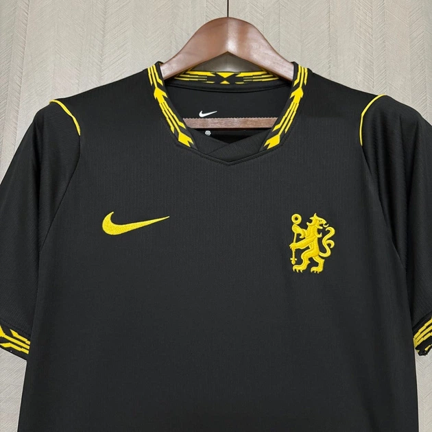 Футбольна футболка джерсі Челсі виїзна чорна сезон 2026-2027 розмір XL Chelsea - Фото 3 Футбольна футболка джерсі Челсі виїзна чорна сезон 2026-2027 розмір XL Chelsea - зображення 3