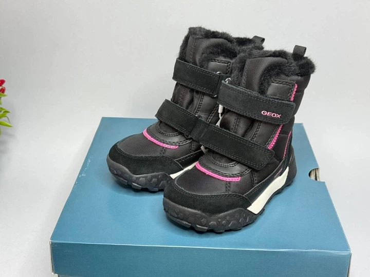 Детские зимние ботинки Geox Trekkyup Amphibiox, сапоги 24р чёрный/белый/розовый девочке - изображение 12