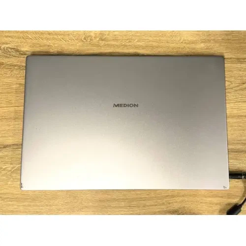 Ноутбук Medion P17607 17.3" i5-10210U 3.9GHz 8GB DDR4 128 GB SSD + ОС Windows 10 Home + АКБ + ЗП Б/В | 25207 - зображення 5