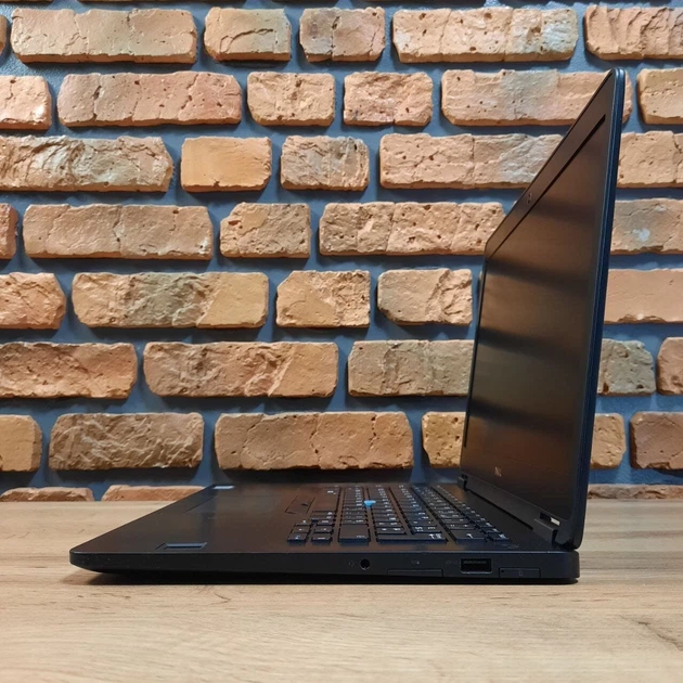 Ультрабук Dell Latitude E7470 / 14" (1366x768) TN / Intel Core i5-6300U (2 (4) ядра по 2.4 - 3.0 GHz) / 8 GB DDR4 / 240 GB SSD / Intel HD Graphics 520 / WebCam б/у - изображение 5