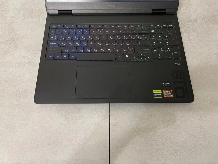 Игровой ноутбук HP Omen 16-ap0097nr / 16.1" (2560x1600) IPS / AMD Ryzen AI 9 365 (10 (20) ядер по 2.0 - 5.0 GHz) / 32 GB DDR5 / 1000 GB SSD M.2 / nVidia GeForce RTX 5070, 8 GB GDDR7, 128-bit / WebCam б/у + Подарок Проводная мышь / USB - Фото 6 Игровой ноутбук HP Omen 16-ap0097nr / 16.1" (2560x1600) IPS / AMD Ryzen AI 9 365 (10 (20) ядер по 2.0 - 5.0 GHz) / 32 GB DDR5 / 1000 GB SSD M.2 / nVidia GeForce RTX 5070, 8 GB GDDR7, 128-bit / WebCam б/у + Подарок Проводная мышь / USB - изображение 6