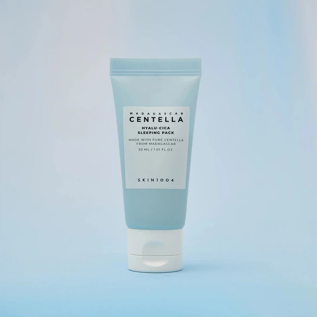 Зволожуюча нічна маска з центелою та гіалуроновою кислотою SKIN1004 Madagascar Centella Hyalu-Cica Sleeping Pack 30 мл - Фото 2 Зволожуюча нічна маска з центелою та гіалуроновою кислотою SKIN1004 Madagascar Centella Hyalu-Cica Sleeping Pack 30 мл - зображення 2