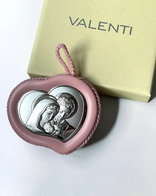 Икона детская Святое Семейство музыкальная (10 х 9 см) Valenti 10552 RA - Фото 1 Икона детская Святое Семейство музыкальная (10 х 9 см) Valenti 10552 RA - изображение 1