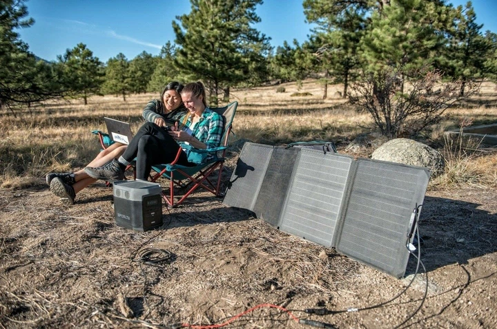 Портативна солнячна панель EcoFlow 110 Вт EFSOLAR110N - зображення 13