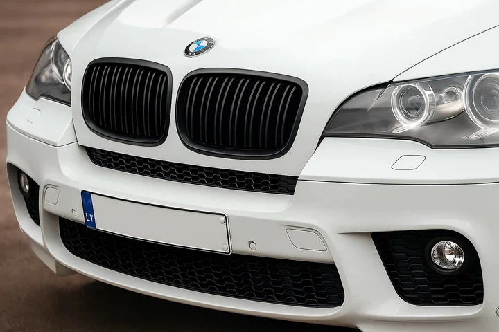 Ноздрі решітка радіатора M-Look V2 чорний глянець для BMW X6 E-71 2008-2014 рр. - зображення 2