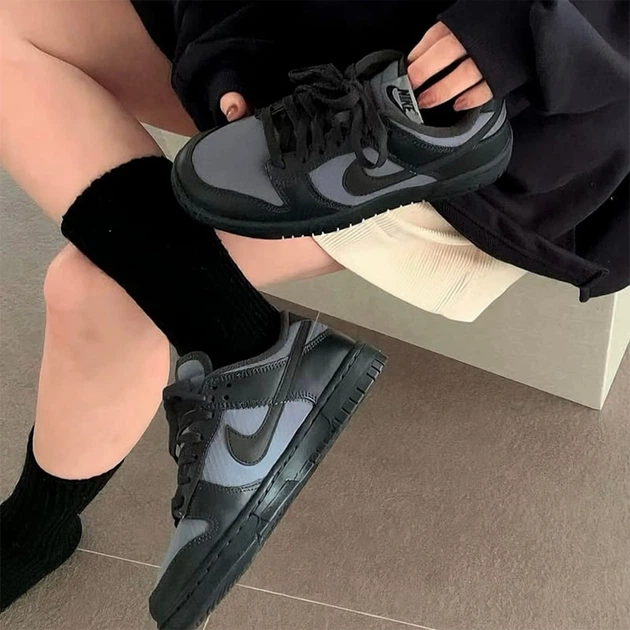 Кросівки чоловічі Nike Dunk Low Retro SE Off Noir Smoke Grey 44.5 - Фото 4 Кросівки чоловічі Nike Dunk Low Retro SE Off Noir Smoke Grey 44.5 - изображение 4