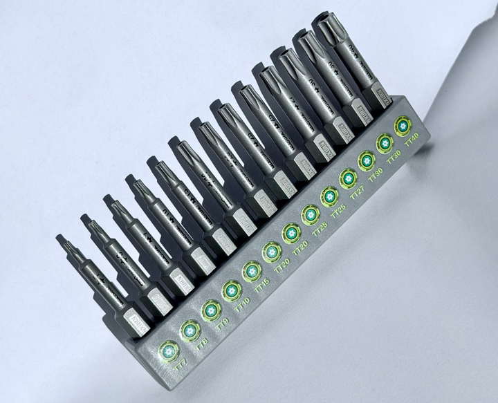 Набір магнітних біт Torx Tamper (з отвором) S2 50 мм (TT7–TT40, 13 предметів) під шуруповерт і гайковерт - Фото 1 Набір магнітних біт Torx Tamper (з отвором) S2 50 мм (TT7–TT40, 13 предметів) під шуруповерт і гайковерт - зображення 1