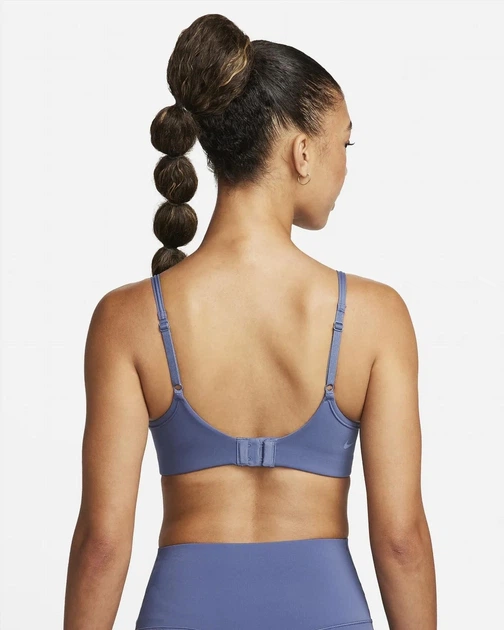 Спортивний топ жіночий Nike Indy City Essential Blue XS Синій FB4114-491 - Фото 2 Спортивний топ жіночий Nike Indy City Essential Blue XS Синій FB4114-491 - зображення 2