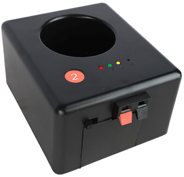 Bezprzewodowy system odpalania fontann iskier Suprimo SL8 z 8 odbiornikami i 2 pilotami w walizce (5908249842649) - Zdjęcie 5 Bezprzewodowy system odpalania fontann iskier Suprimo SL8 z 8 odbiornikami i 2 pilotami w walizce (5908249842649) - obraz 5