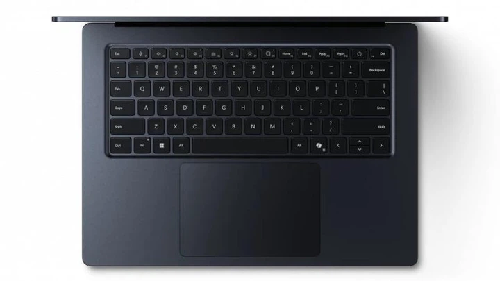 Ноутбук Microsoft Surface Ultra (EP2-80333), NVIDIA RTX Spark N1X / 15" / Touch / PixelSense / 120 Гц / RAM 48 ГБ LPDDR5X / SSD 1 ТБ / RTX Blackwell / Windows 11 Pro / Графітовий - изображение 3