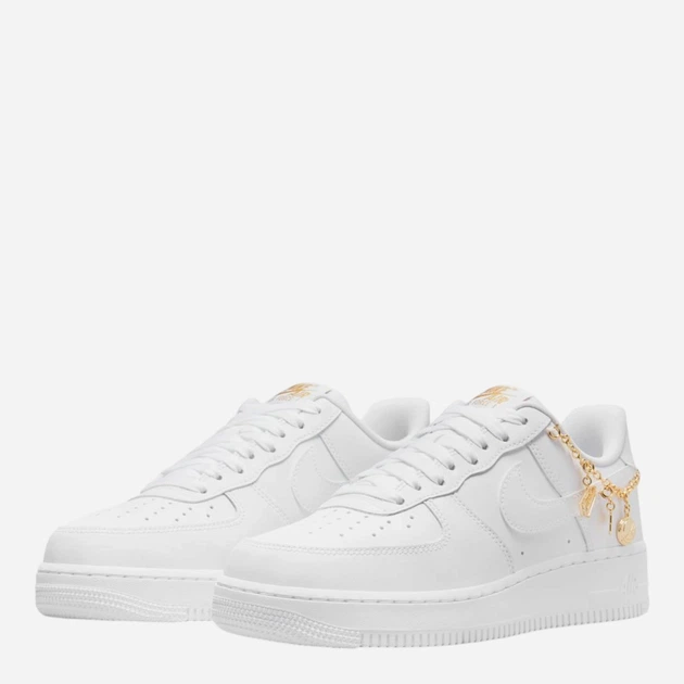 Жіночі кеди низькі Nike Air Force 1 '07 LX DD1525-100 39 (8 US) 25 см Білі (195243800071) - зображення 2
