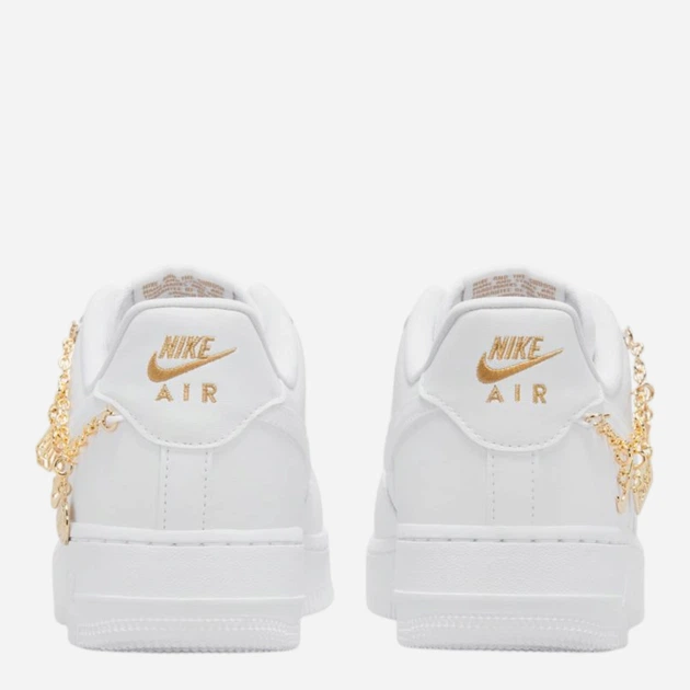 Жіночі кеди низькі Nike Air Force 1 '07 LX DD1525-100 39 (8 US) 25 см Білі (195243800071) - зображення 4