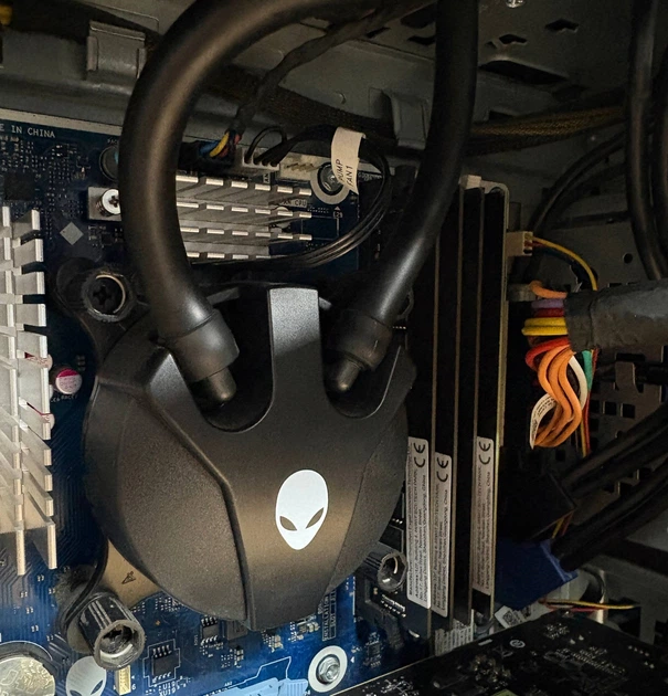 ПК Робоча станція для рендерінгу та 3D "Alienware": Ryzen 7 5800 | 2x Radeon Pro VII 16GB | 64GB RAM | 512GB SSD + 1TB HDD - зображення 3