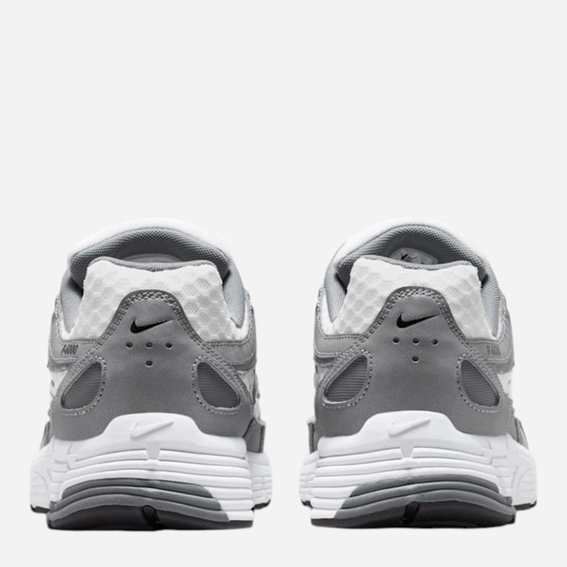 Мужские кроссовки Nike P-6000 IR2004-100 42 (8.5US) 26.5 см Серые (198731110638) - Фото 4 Мужские кроссовки Nike P-6000 IR2004-100 42 (8.5US) 26.5 см Серые (198731110638) - изображение 4