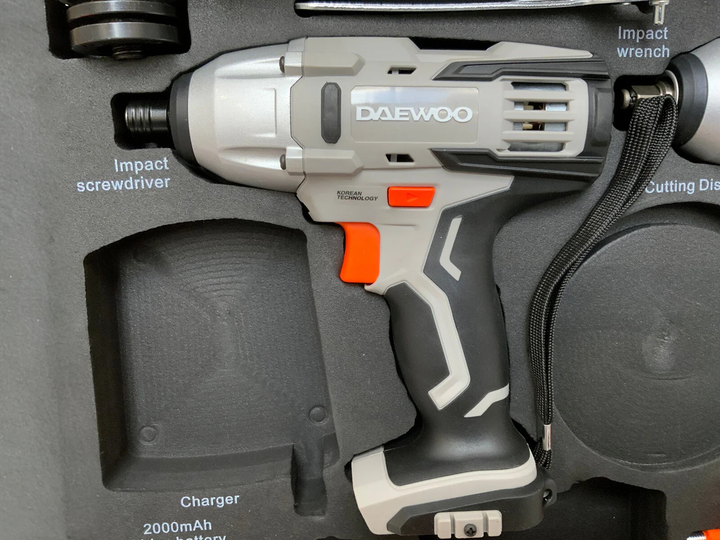 Набір акумуляторних інструментів для автосервісу Daewoo Power-Tool Set 4 в 1 - зображення 8