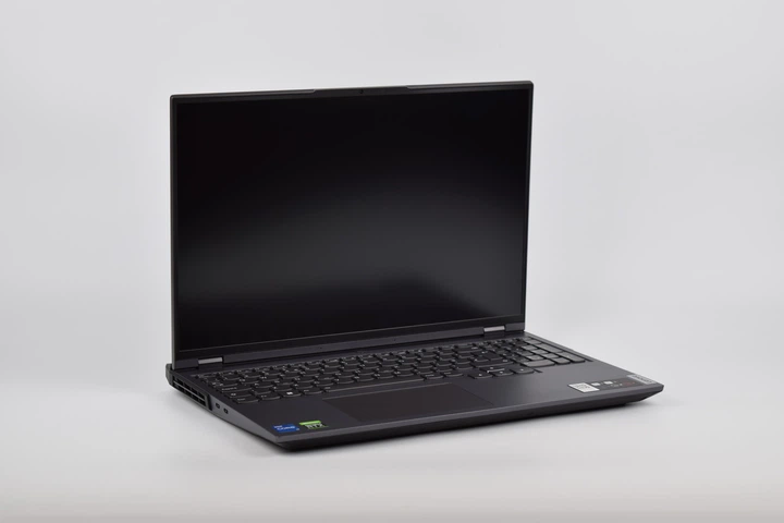 Ігровий ноутбук Lenovo Legion 5 Pro 16IAH7H i7-12700H / 16GB / 1TB / RTX 3060 / 16" WQXGA IPS 165Hz / Win11 (82RF002SUK) - зображення 4