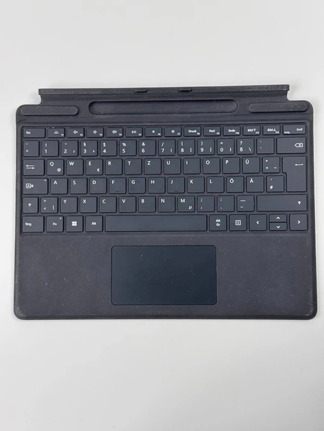Чохол-клавіатура для планшета Microsoft Surface Pro Signature Keyboard QWERTZ Black (з тачпадом, з підсвіткою, німецька розкладка) (8XA-00005) - Б/В - Фото 2 Чохол-клавіатура для планшета Microsoft Surface Pro Signature Keyboard QWERTZ Black (з тачпадом, з підсвіткою, німецька розкладка) (8XA-00005) - Б/В - зображення 2