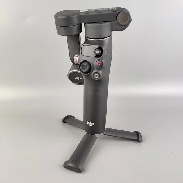 Стабілізатор DJI Osmo Mobile 7P Сірий (102461385) - Уцінка - Фото 11 Стабілізатор DJI Osmo Mobile 7P Сірий (102461385) - Уцінка - зображення 11