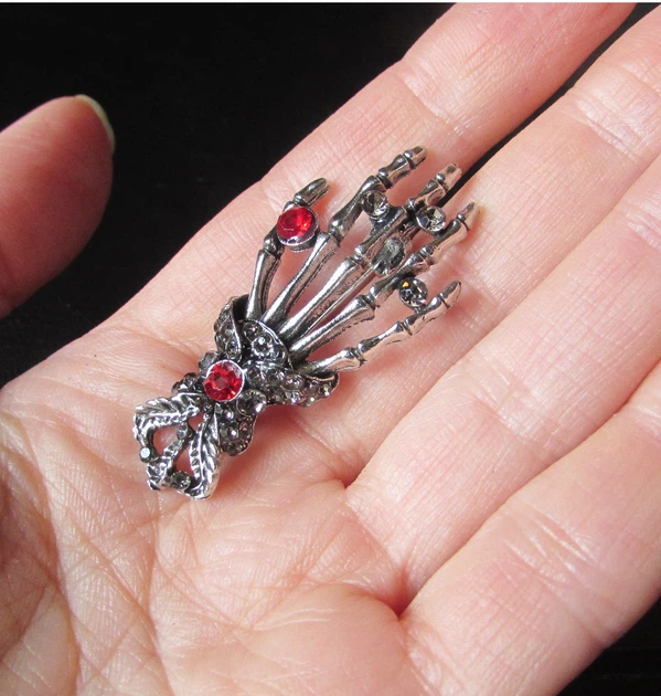 Брошь рука скелета серебристая, 3193 - изображение 4