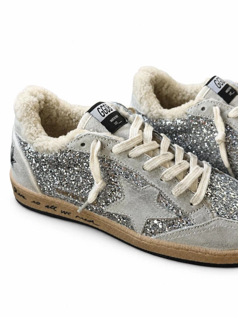 Зимние женские кеды Golden Goose светло-серые с серебристым блестящим декором из натуральной кожи и замши размер 37 - изображение 4
