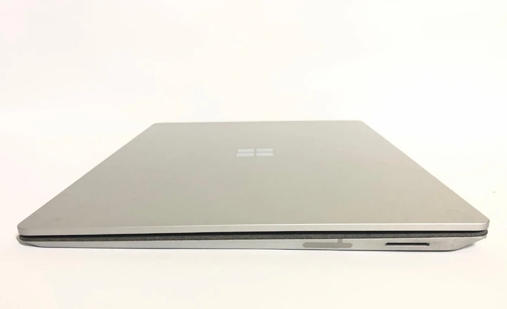 Ноутбук Microsoft Surface Laptop 1 1769 - 13.5" (2256x1504) IPS тачскрин / i5-7300U / 8gb / 256gb ssd / Windows 10 Pro, Б/у - Фото 7 Ноутбук Microsoft Surface Laptop 1 1769 - 13.5" (2256x1504) IPS тачскрин / i5-7300U / 8gb / 256gb ssd / Windows 10 Pro, Б/у - изображение 7