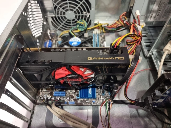 ПК Б-класс Griffon SK386 Tower / Intel Xeon E3-1220 v2 (4 ядра по 3.1 - 3.5 GHz) / 8 GB DDR3 / 500 GB HDD / nVidia GeForce GTX 550 Ti, 1 GB GDDR5, 192-bit / 400W / DVD-RW б/у - изображение 9