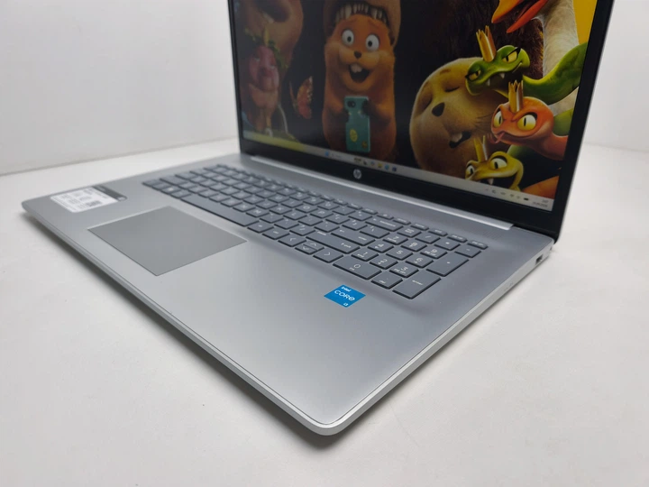 Ноутбук HP 17.3 FHD IPS Core i3-1215U Ram 8GB SSD256GB Intel UHD Graphics Б/У - зображення 4