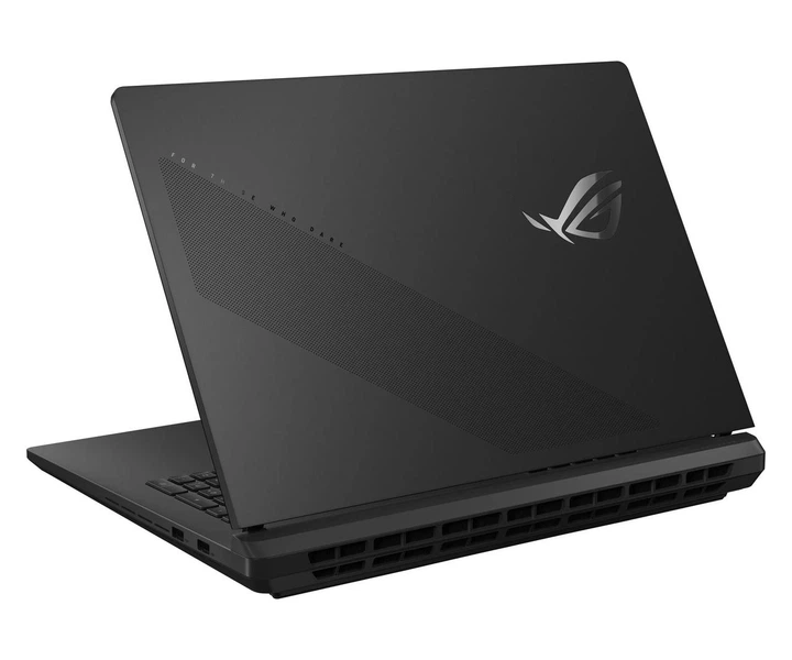 Ноутбук ASUS ROG Strix Scar 18 Core Ultra 9 290HX Plus/64GB/2TB/Win11 RTX (G835LWG-U9642W) - Фото 5 Ноутбук ASUS ROG Strix Scar 18 Core Ultra 9 290HX Plus/64GB/2TB/Win11 RTX (G835LWG-U9642W) - изображение 5
