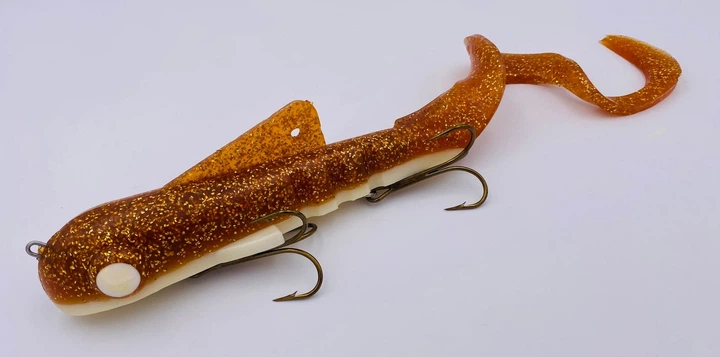 Силіконова приманка Musky Innovations Shallow Regular Bull Dawg 229 мм 96 г #Walleye (2315814) - изображение 2