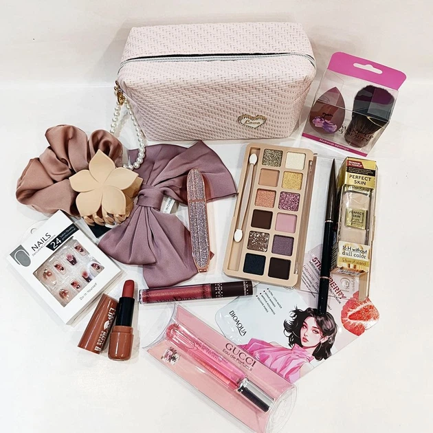Набір косметики для підлітка Beauty box для дівчини, подруги, сестри, доньки, коханої 15 стравниць - зображення 2