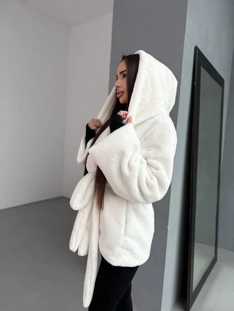 Женская шуба Soft с капюшоном свободного кроя молочная 42-48 - Фото 14 Женская шуба Soft с капюшоном свободного кроя молочная 42-48 - изображение 14