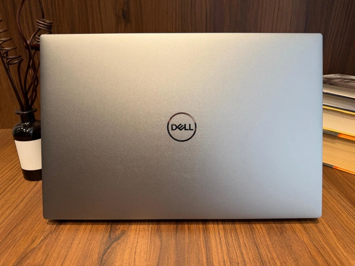 Ноутбук Dell Precision 5560 GAMING 15.6" FHD+intel core i7-11800H nVidia T1200 GDDR6 32GB 512GB SSD Б/У - Фото 4 Ноутбук Dell Precision 5560 GAMING 15.6" FHD+intel core i7-11800H nVidia T1200 GDDR6 32GB 512GB SSD Б/У - зображення 4