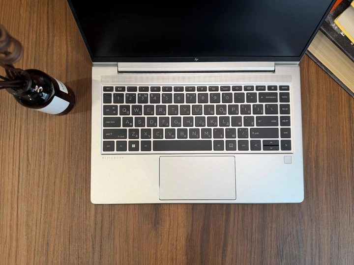 Ноутбук HP EliteBook 645 G10 14" FHD+ IPS AMD Ryzen 5 Pro 7530U 512GB SSD 16GB Б/У - зображення 3