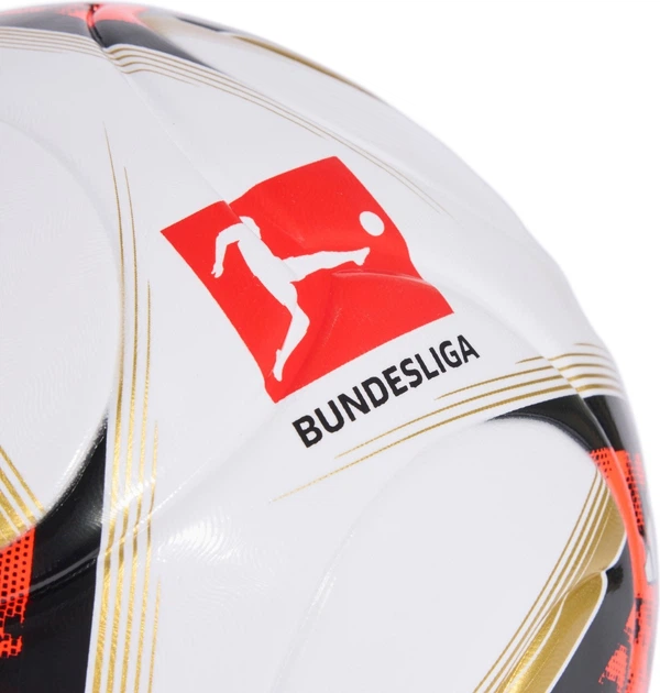 Piłka nożna Adidas Bundesliga 26/27 Torfabrik League Box Biało-pomarańczowo-złota (4069996586857) - Zdjęcie 5 Piłka nożna Adidas Bundesliga 26/27 Torfabrik League Box Biało-pomarańczowo-złota (4069996586857) - obraz 5