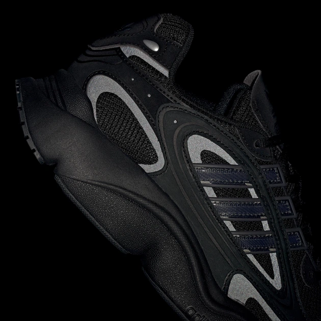 Чоловічі кросівки OZMILLEN adidas IF9601 36 (3.5 UK) чорний (4067888681574) - зображення 10