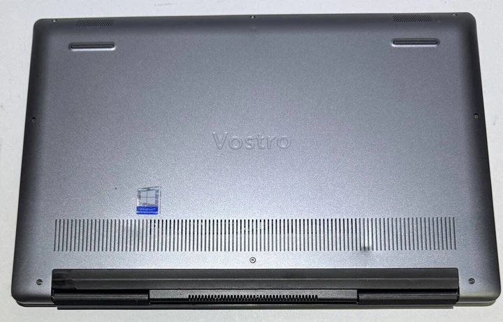 Ігровий ультрабук Б-клас Dell Vostro 7590 / 15.6" (1920x1080) IPS / Intel Core i5-9300H (4 (8) ядра по 2.4 - 4.1 GHz) / 16 GB DDR4 / 256 GB SSD / nVidia GeForce GTX 1050, 3 GB GDDR5, 96-bit / WebCam / Windows 11 Pro б/в - Фото 3 Ігровий ультрабук Б-клас Dell Vostro 7590 / 15.6" (1920x1080) IPS / Intel Core i5-9300H (4 (8) ядра по 2.4 - 4.1 GHz) / 16 GB DDR4 / 256 GB SSD / nVidia GeForce GTX 1050, 3 GB GDDR5, 96-bit / WebCam / Windows 11 Pro б/в - зображення 3