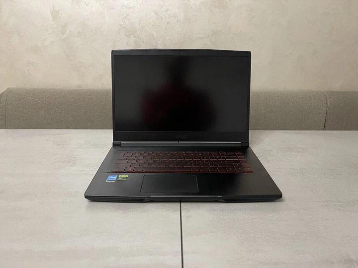 Игровой ноутбук MSI Thin GF63 12VE / 15.6" (1920x1080) IPS / Intel Core i5-12450H (8 (12) ядер по 3.3 - 4.4 GHz) / 16 GB DDR4 / 512 GB SSD M.2 / nVidia GeForce RTX 4050, 6 GB GDDR6, 96-bit / WebCam б/у + Подарок Проводная мышь / USB - Фото 3 Игровой ноутбук MSI Thin GF63 12VE / 15.6" (1920x1080) IPS / Intel Core i5-12450H (8 (12) ядер по 3.3 - 4.4 GHz) / 16 GB DDR4 / 512 GB SSD M.2 / nVidia GeForce RTX 4050, 6 GB GDDR6, 96-bit / WebCam б/у + Подарок Проводная мышь / USB - изображение 3