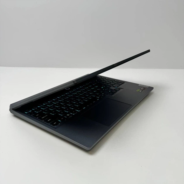 Игровой ноутбук Lenovo LOQ 15AHP10 / 15.6" (1920x1080) IPS / AMD Ryzen 7 250 (8 (16) ядер по 3.3 - 5.1 GHz) / 16 GB DDR5 / 512 GB SSD NVMe / nVidia GeForce RTX 5050, 8 GB GDDR7, 128-bit / WebCam б/у - Фото 6 Игровой ноутбук Lenovo LOQ 15AHP10 / 15.6" (1920x1080) IPS / AMD Ryzen 7 250 (8 (16) ядер по 3.3 - 5.1 GHz) / 16 GB DDR5 / 512 GB SSD NVMe / nVidia GeForce RTX 5050, 8 GB GDDR7, 128-bit / WebCam б/у - изображение 6