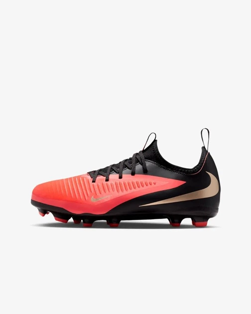 Бутси дитячі Nike Phantom 6 Low Academy Mg 36.5 Червоний HM9203-600 - Фото 1 Бутси дитячі Nike Phantom 6 Low Academy Mg 36.5 Червоний HM9203-600 - зображення 1