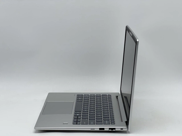 Ультрабук Б-клас HP EliteBook 640 G11 / 14" (1920x1200) IPS / Intel Core Ultra 5 135U (12 (14) ядер по 1.6 - 4.4 GHz) / 16 GB DDR5 / 480 GB SSD / Intel Graphics / WebCam б/в + Подарунок Бездротова миша HOCO GM28 - зображення 5